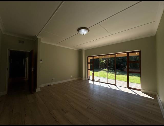 5 BEDROOM HOUSE FOR SALE IN SELCOURT